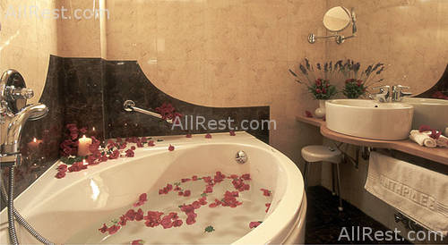 Antirides Hotel 12